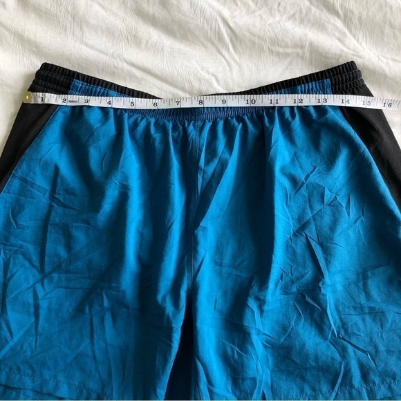 The North Face Flight Series Flash Dry Shorts - Picture 4 of 9